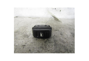 Interrupteur de leve vitre avant droit CITROEN XSARA PICASSO Photo n°1