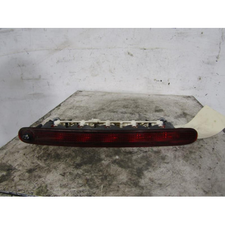 Feu arriere stop central SUZUKI SWIFT 3