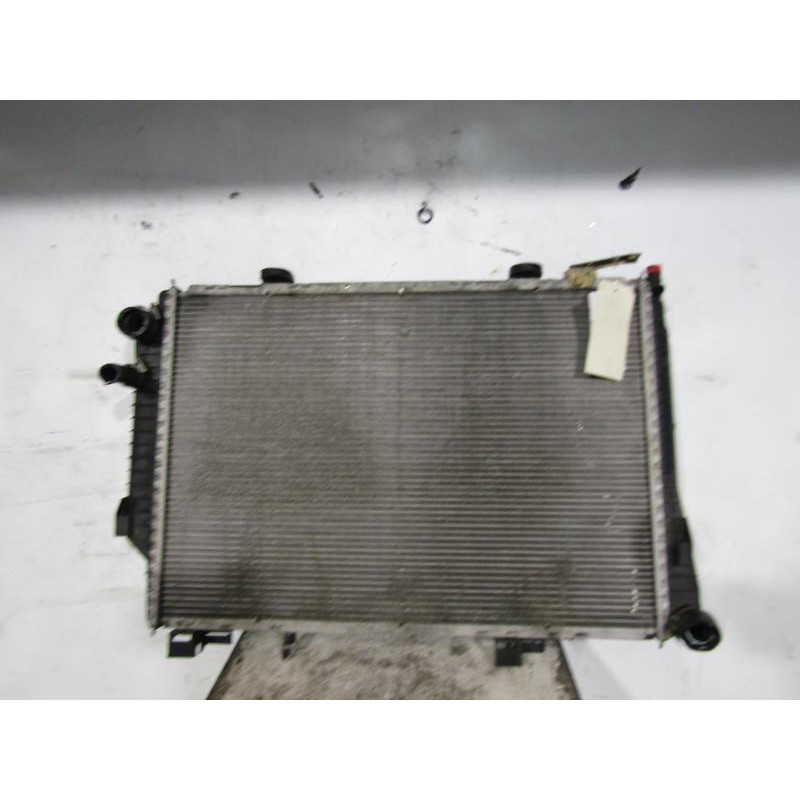 Radiateur eau MERCEDES CLASSE C 202 Photo n°1
