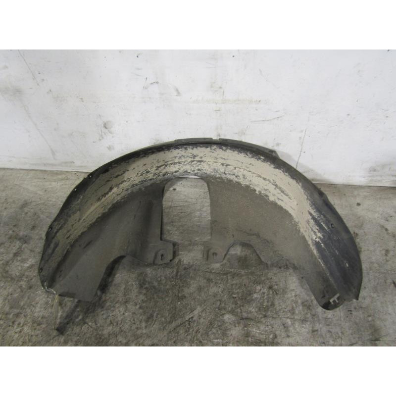 Pare boue arriere droit VOLVO C 30 Photo n°1
