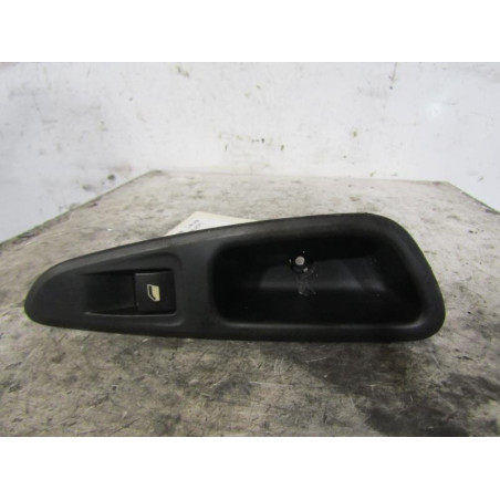 Interrupteur de leve vitre arriere gauche PEUGEOT 308 1