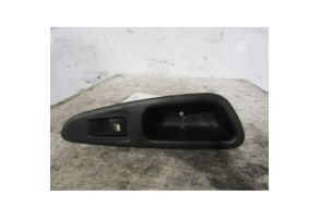 Interrupteur de leve vitre arriere gauche PEUGEOT 308 1 Photo n°1