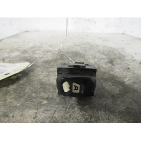 Interrupteur de leve vitre avant gauche CITROEN BERLINGO 1