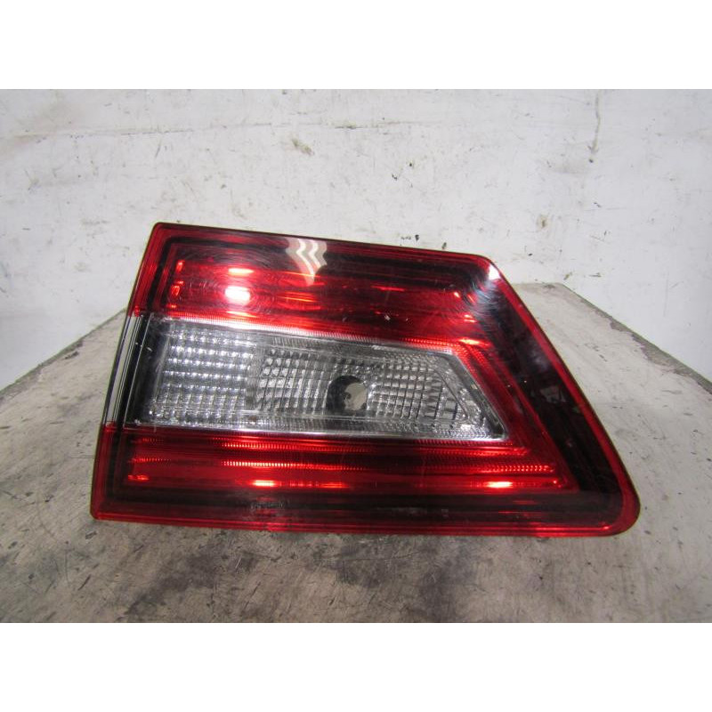 Feu arriere secondaire droit (feux) RENAULT CLIO 4 Photo n°1