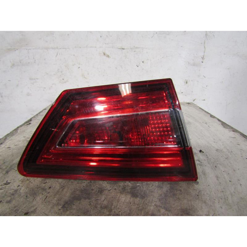 Feu arriere secondaire gauche (feux) RENAULT CLIO 4 Photo n°1