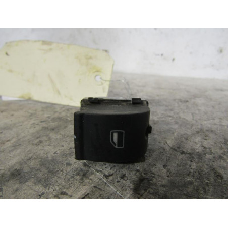 Interrupteur de leve vitre arriere droit AUDI A4 2