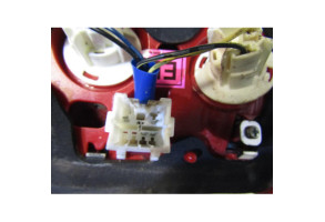 Feu arriere secondaire gauche (feux) CHEVROLET LACETTI 1 Photo n°3