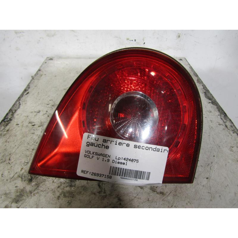 Feu arriere secondaire gauche (feux) VOLKSWAGEN GOLF 5 Photo n°1