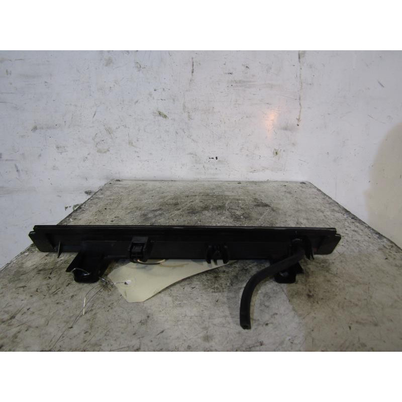 Feu arriere stop central RENAULT ZOE 1 Photo n°1