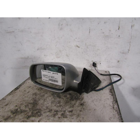 Retroviseur gauche VOLKSWAGEN PASSAT 4