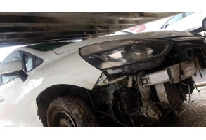 Feu arriere secondaire gauche (feux) RENAULT CLIO 4 Photo n°6