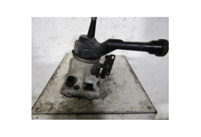 Pompe de direction PEUGEOT 308 1 Photo n°1