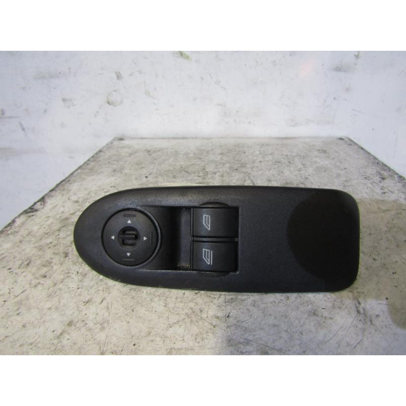Interrupteur de leve vitre avant gauche FORD C-MAX 1 Photo n°1
