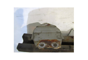 Renfort pare choc arriere (traverse) TOYOTA COROLLA VERSO 2 Photo n°2