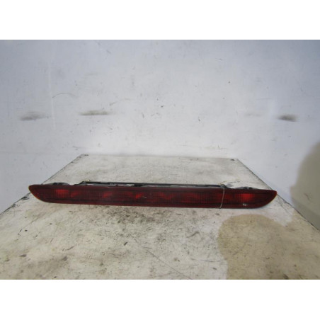 Feu arriere stop central PEUGEOT PARTNER 1