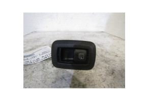 Interrupteur de leve vitre arriere gauche MERCEDES CLASSE A 169 Photo n°1