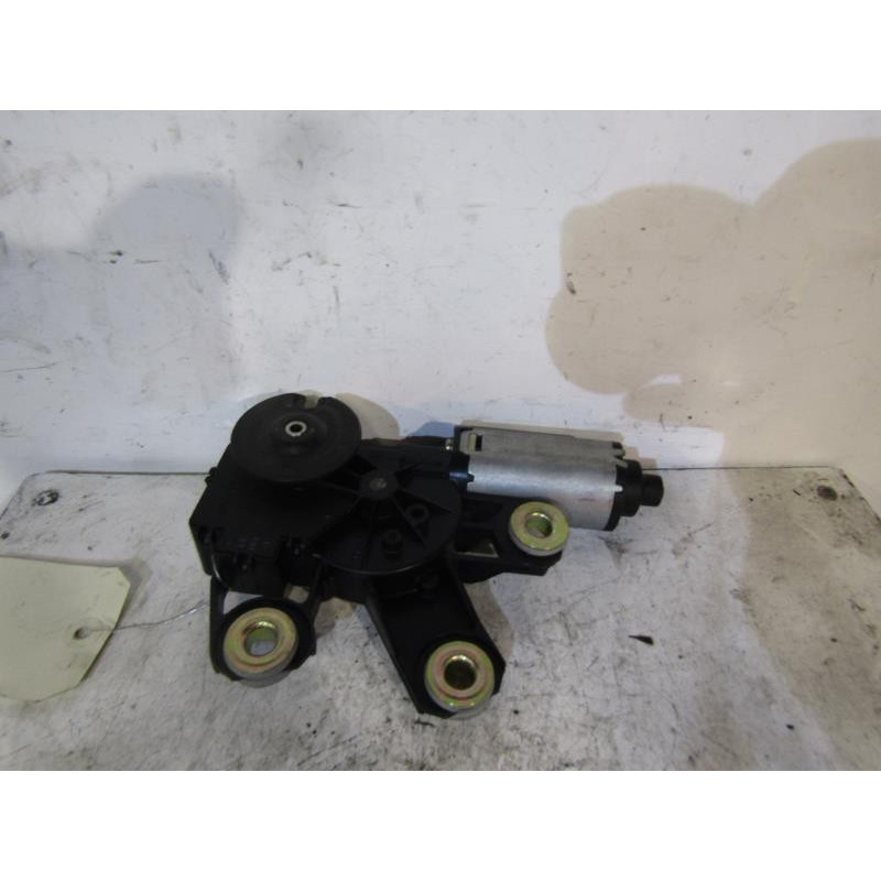 Moteur essuie glace arriere VOLKSWAGEN TOUAREG 1 Photo n°1