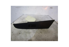 Interrupteur de leve vitre arriere droit MAZDA 3 1 Photo n°1