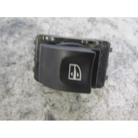 Interrupteur de leve vitre avant droit RENAULT LAGUNA 3