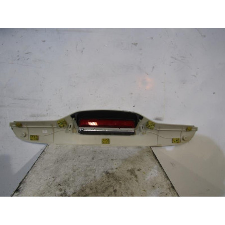 Feu arriere stop central FIAT 500 2