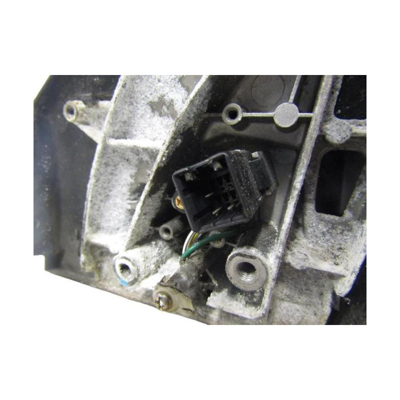 Retroviseur droit KIA CARENS 2 Photo n°1