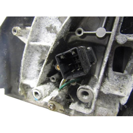 Retroviseur droit KIA CARENS 2