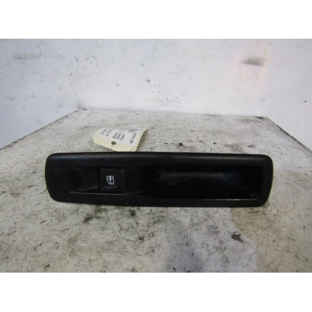 Interrupteur de leve vitre arriere droit RENAULT MEGANE 3