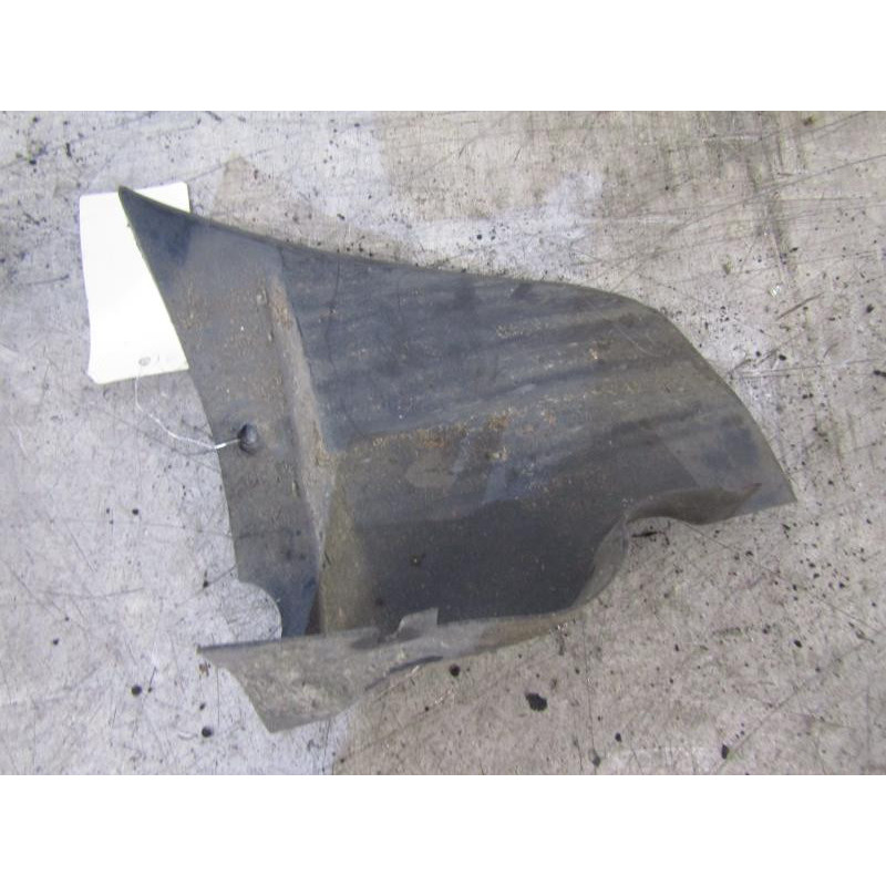 Pare boue arriere gauche OPEL CORSA C Photo n°1
