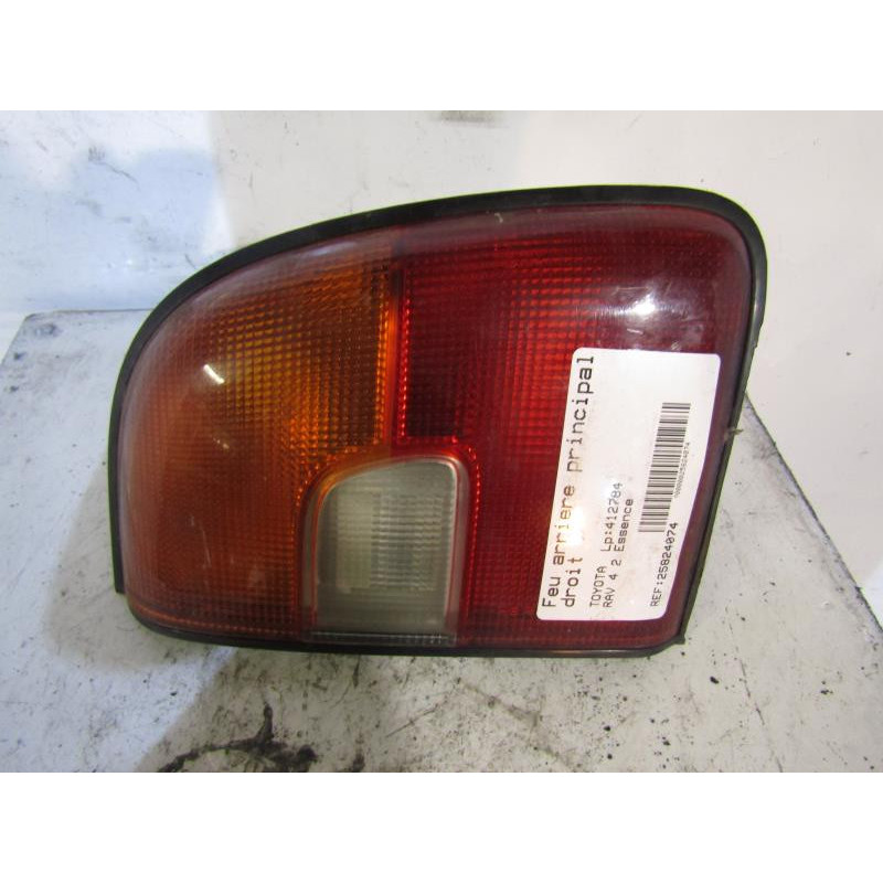 Feu arriere principal droit (feux) TOYOTA RAV4 1 Photo n°1