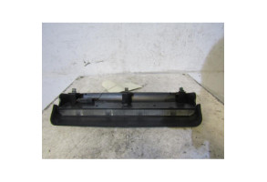 Feu arriere stop central OPEL CORSA C Photo n°2