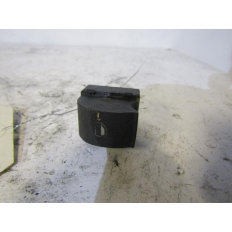 Interrupteur de leve vitre arriere droit AUDI A4 2