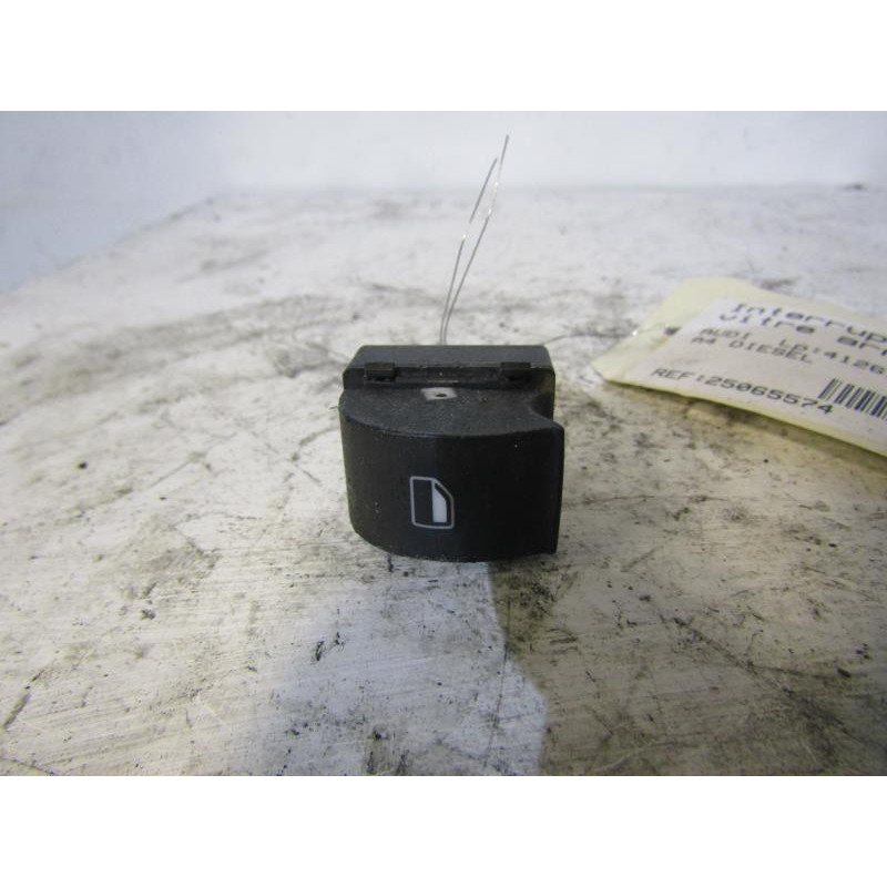 Interrupteur de leve vitre arriere gauche AUDI A4 2 Photo n°1