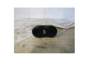 Interrupteur de leve vitre avant gauche DACIA SANDERO 1 Photo n°1