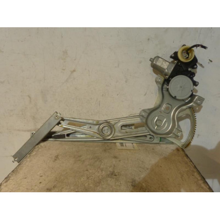 Leve vitre electrique avant gauche TOYOTA YARIS 2