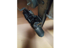 Leve vitre electrique arriere gauche DACIA LOGAN MCV 1 Photo n°4