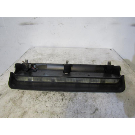 Feu arriere stop central OPEL CORSA C