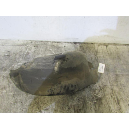 Pare boue arriere gauche CHRYSLER GRAND VOYAGER 4