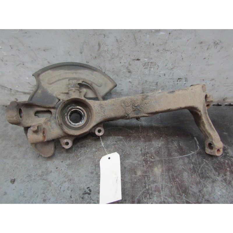 Pivot de moyeu avant droit VOLKSWAGEN PASSAT 4 Photo n°1