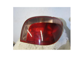 Feu arriere principal droit (feux) TOYOTA YARIS 1 Photo n°1