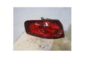 Feu arriere principal gauche (feux) FIAT CROMA 2 Photo n°1