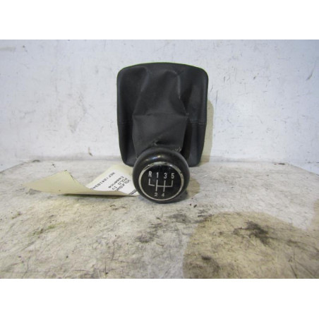 Pommeau de vitesses VOLKSWAGEN POLO 4