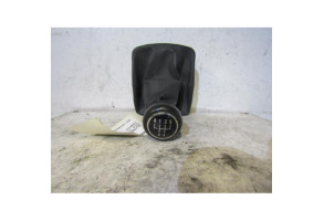 Pommeau de vitesses VOLKSWAGEN POLO 4 Photo n°1