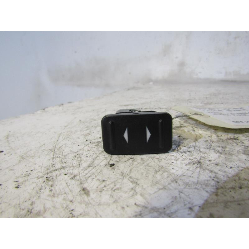 Interrupteur de leve vitre avant droit FORD S-MAX 1 Photo n°1