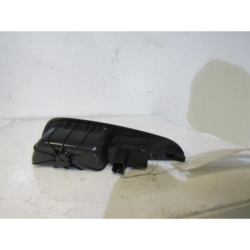 Interrupteur de leve vitre arriere gauche PEUGEOT 308 1 SW Photo n°1