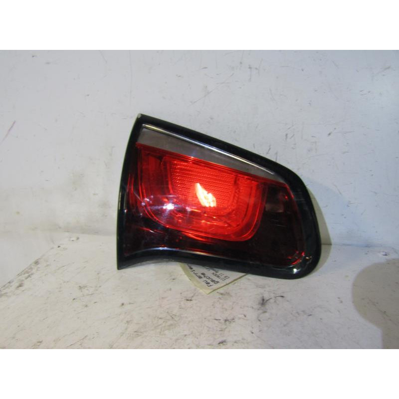 Feu arriere secondaire gauche (feux) CITROEN C3 2 Photo n°1
