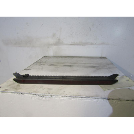 Feu arriere stop central VOLKSWAGEN PASSAT 4