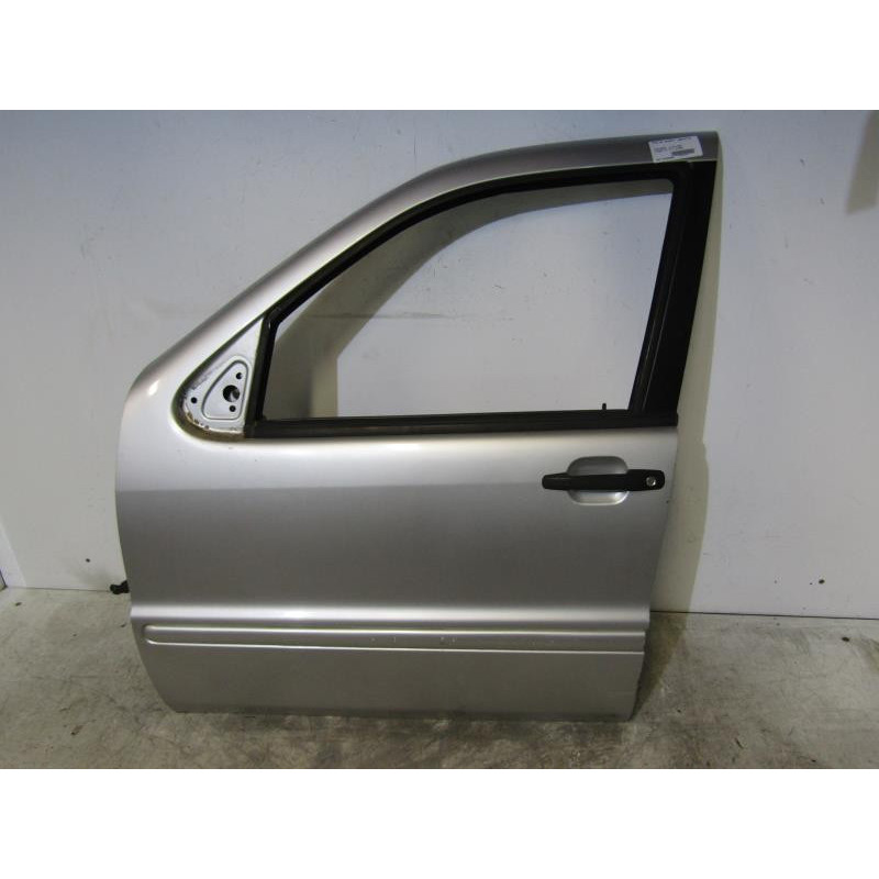 Porte avant gauche MERCEDES CLASSE M 163 Photo n°1