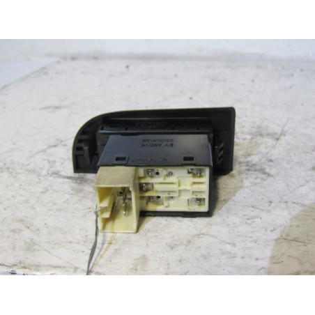 Interrupteur de leve vitre arriere droit HYUNDAI TRAJET