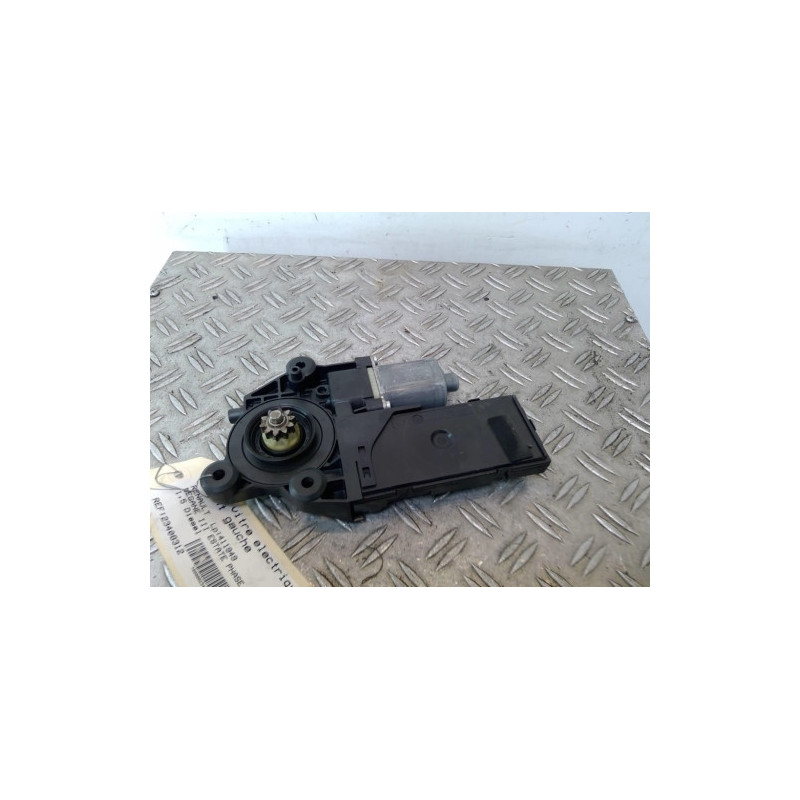 Leve vitre electrique avant gauche RENAULT MEGANE 3 Photo n°1
