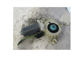 Leve vitre electrique avant droit MERCEDES CLASSE B 245 Photo n°1